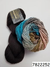 Load image into Gallery viewer, Banded Felted Bag Kit (Knit On!)