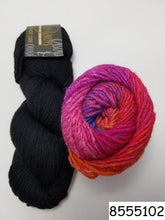 Load image into Gallery viewer, Banded Felted Bag Kit (Knit On!)