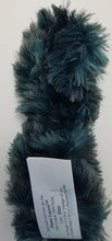 Load image into Gallery viewer, Plume (Prism)