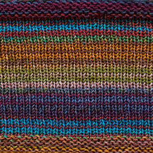 Load image into Gallery viewer, Uneek 100% Extrafine Merino in Fingering/DK/Worsted Weights (Urth Yarns)