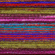 Load image into Gallery viewer, Uneek 100% Extrafine Merino in Fingering/DK/Worsted Weights (Urth Yarns)