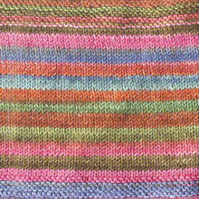 Load image into Gallery viewer, Uneek 100% Extrafine Merino in Fingering/DK/Worsted Weights (Urth Yarns)