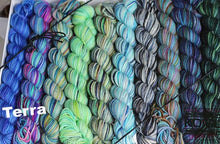 Load image into Gallery viewer, Pencil Box (Koigu)