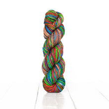 Load image into Gallery viewer, Anica Shawl Kit (Urth Yarns)