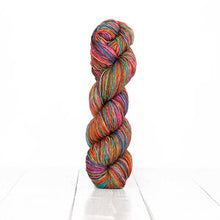 Load image into Gallery viewer, Anica Shawl Kit (Urth Yarns)