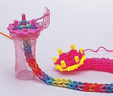 Load image into Gallery viewer, Wonder Knitter (Clover)