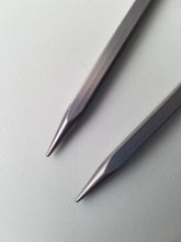 Load image into Gallery viewer, Square Circular Needles with Soft Cables US 2-11 (Kollage)
