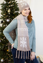 Load image into Gallery viewer, Chai Latte Hat and Scarf Kit (Universal Yarn)
