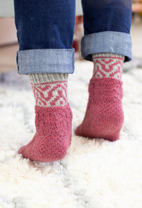 Chimney Socks Kit (Universal Yarn)