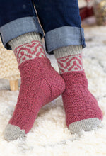 Load image into Gallery viewer, Chimney Socks Kit (Universal Yarn)
