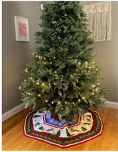 Load image into Gallery viewer, Reindeer Games Christmas Tree Skirt Kit (Berroco)
