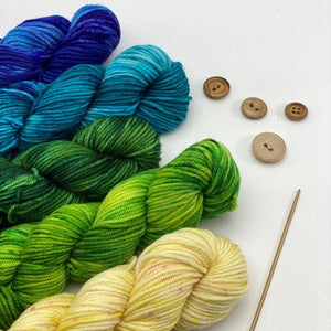Changing Seasons Knit or Crochet Kits (Wonderland Yarns)