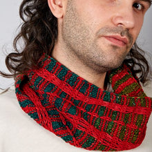 Load image into Gallery viewer, Yule Plaid Scarf or Cowl Kit (Urth Yarns)
