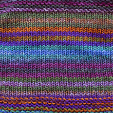 Load image into Gallery viewer, Uneek 100% Extrafine Merino in Fingering/DK/Worsted Weights (Urth Yarns)
