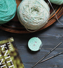 Load image into Gallery viewer, Mindful Teal Row Counter (Knitter&#39;s Pride)
